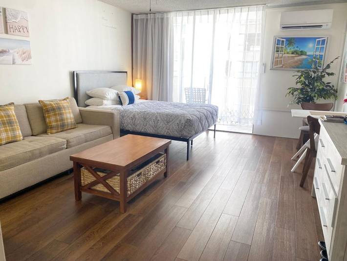 Apartahotel para 2 personas, con balcón y piscina en Honolulu