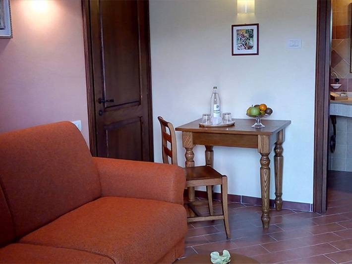 Appartamento in Umbria con Piscina Infinita in Bettona, Perugia e dintorni