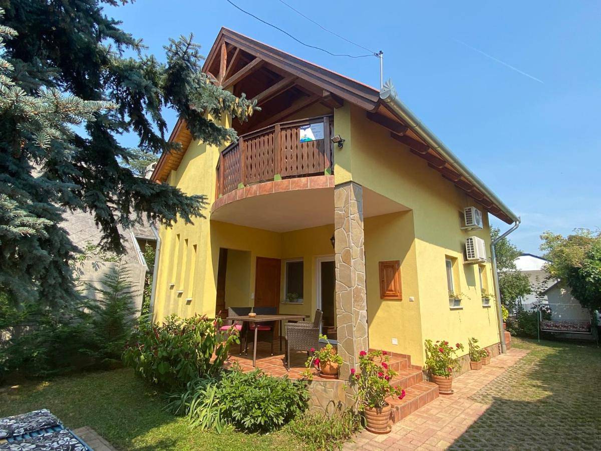 Villa Elisa in Vonyarcvashegy, Balaton Hochland Nationalpark