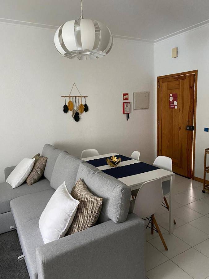 Apartamento inteiro, Lovely and Cozy Quiaios 1 Bed Apartment in Praia de Quiaios, Quiaios