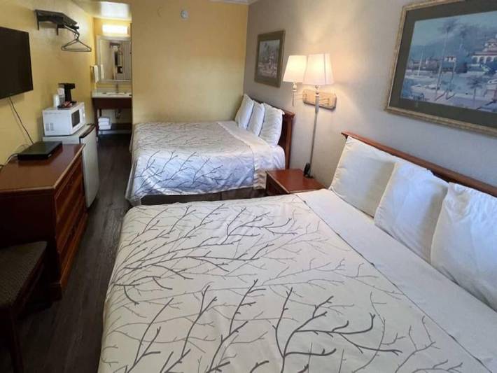 Apartamento entero, Acogedora habitación con 2 camas tamaño queen | No fumadores in San Francisco, Norte de California