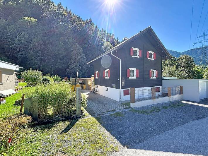 Ferienhaus für 6 Personen, mit Balkon und Terrasse sowie Garten in Dalaas