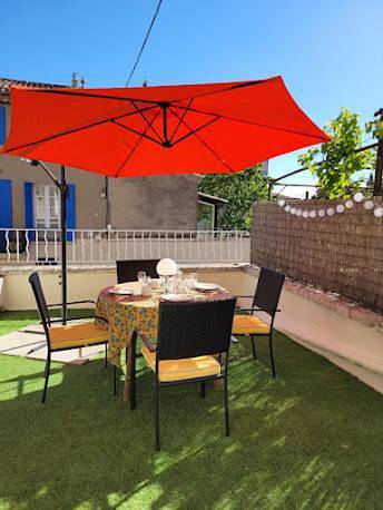 Gîte pour 4 personnes, avec Balcon et Terrasse dans Cinema L Arlequin Nyons