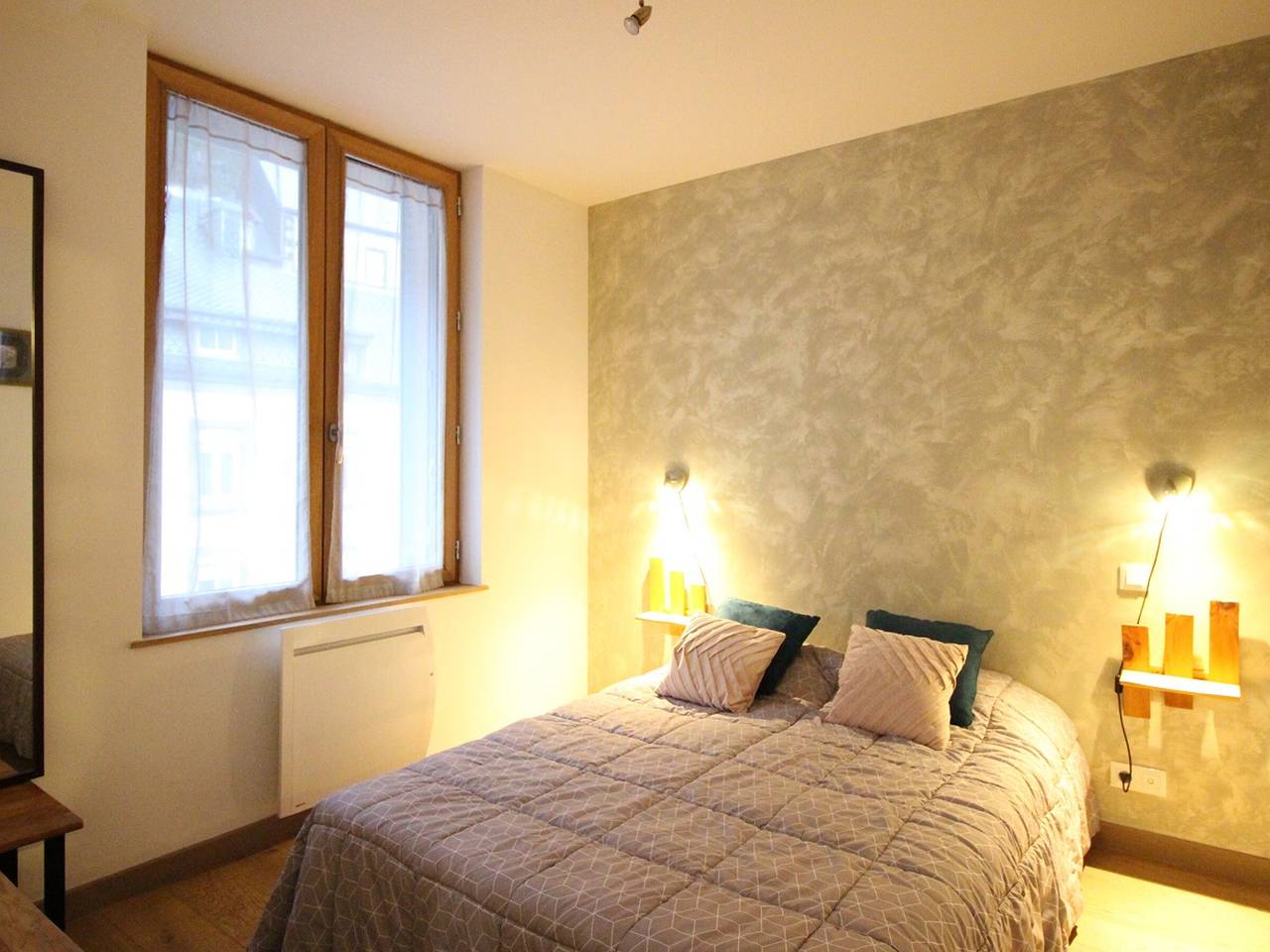 Apartamento entero, F3 con Ascensor, Cerca de Termas, Parking Privado, Esquí, Admite Mascotas, 3***, 4 Personas in Mont-Dore, Parque Natural Regional Volcans d'Auvergne