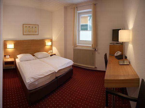 Doppelzimmer mit Dusche, Wc in Golling an der Salzach, Tennengau