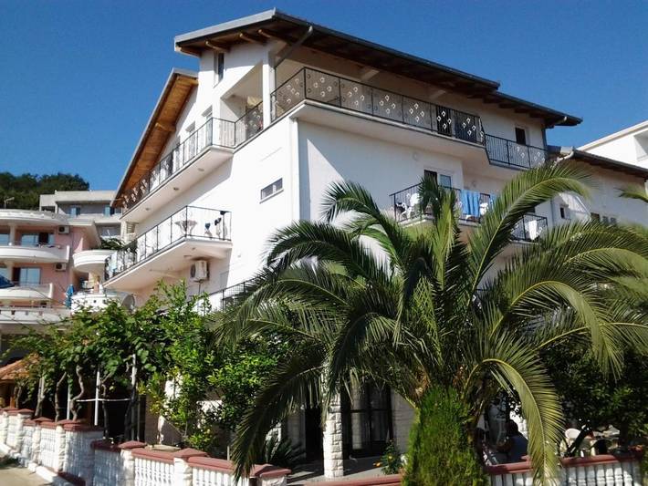 Maison d’hôte pour 3 personnes, avec jardin et vue