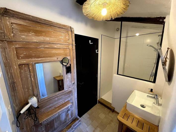 Location de vacances pour 4 personnes, avec terrasse et vue à Saint-Martin-de-Londres - 3