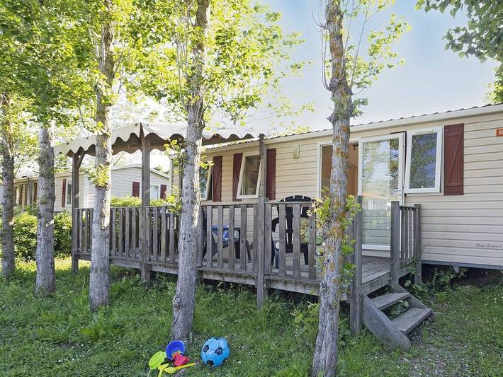 Camping für 6 Personen, mit Sauna und Kinderpool auf Korsika - 2