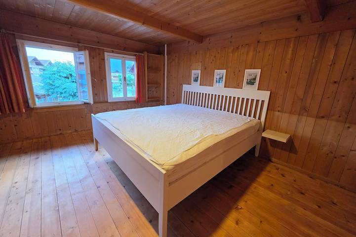 Brügg 37 - Ferienhaus am See  Direkter Seeanstoss und privater Garten in Iseltwald, Verwaltungskreis Interlaken-Oberhasli