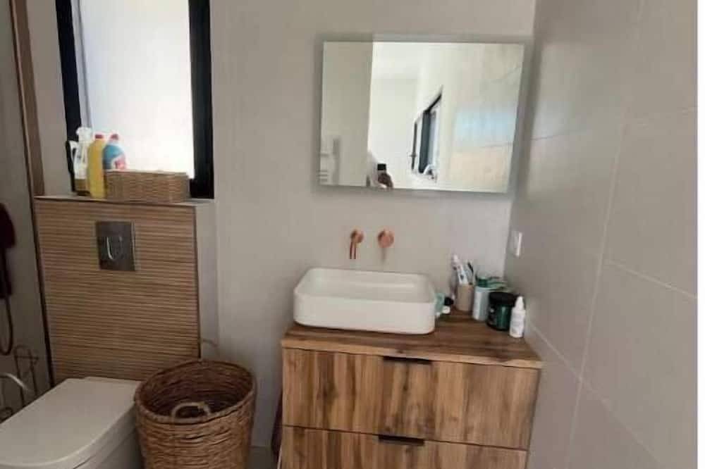 Treat yourself to a moment of tranquility in this villa! in Combaillaux, Mittelmeerküste (Frankreich)