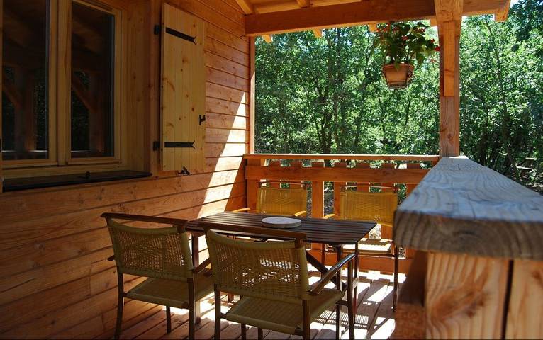 Chalet pour 4 personnes, avec jardin et terrasse dans la Drôme - 2
