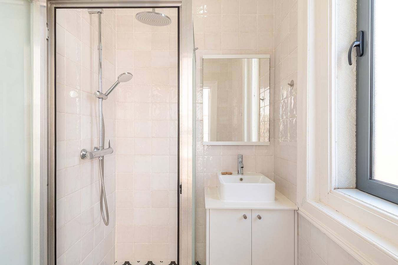 Ganze Wohnung, Ferienwohnung für 7 Personen mit Balkon in Lissabon, Costa de Lisboa