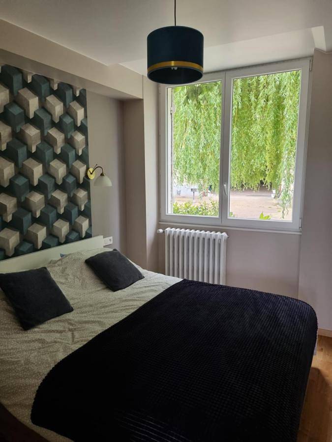 Gîte pour 4 personnes, avec sauna et vue ainsi que jardin et piscine à Durtal - 3