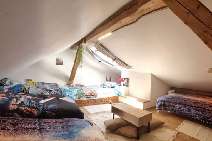 Ganze Wohnung, Summer/winter rental, ski - hiking Haute-Savoie - peaceful location - friends/family in La Rivière-Enverse, Region Bonneville