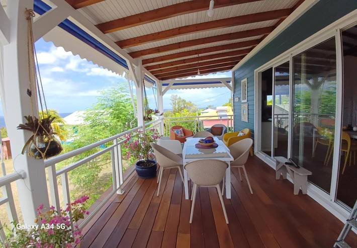 Appartement de vacances pour 3 personnes, avec vue et jardin