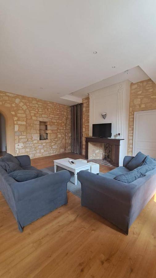 Appartement entier, One-Bedroom Apartment in Domme, Périgord Noir