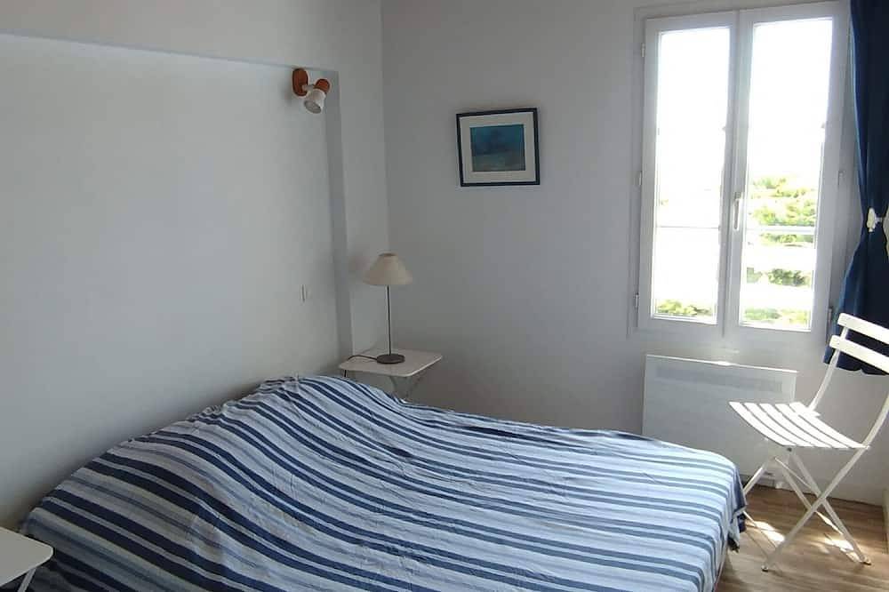 Large family home, sea view, nestled in the dune on the island of Noirmoutier. in Barbâtre, Noirmoutier