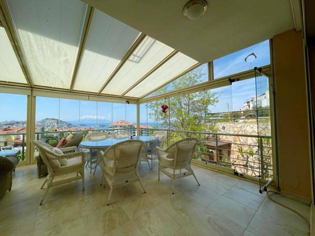 Villa pour 8 personnes, avec vue ainsi que piscine et jardin à Kusadasi - 3