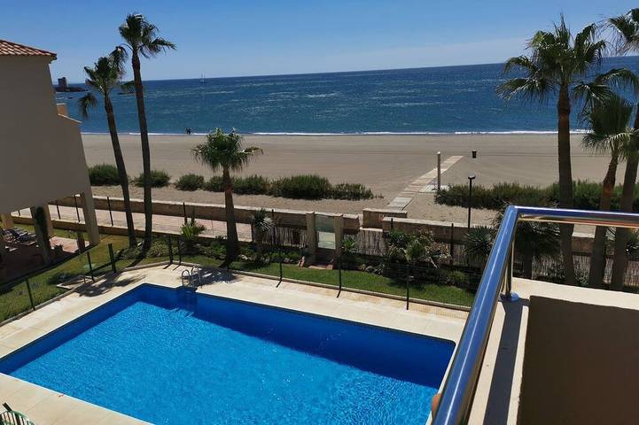 Finca für 8 Personen, mit Pool und Garten in Casares