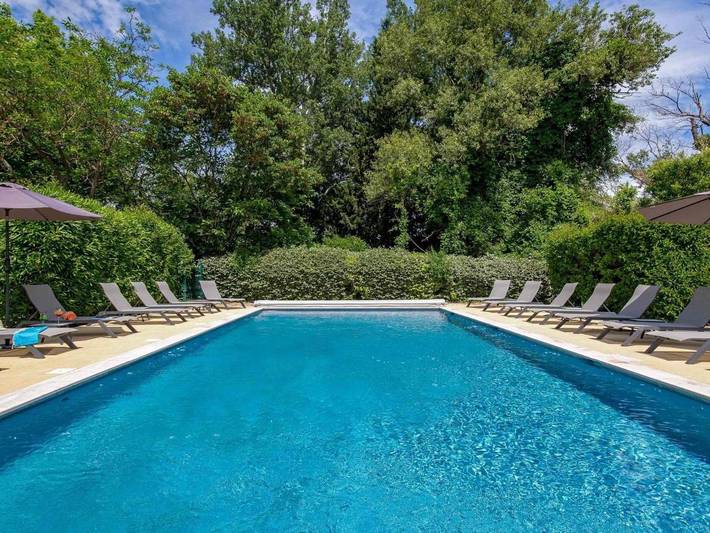 Hôtel pour 3 personnes, avec jardin ainsi que vue et piscine