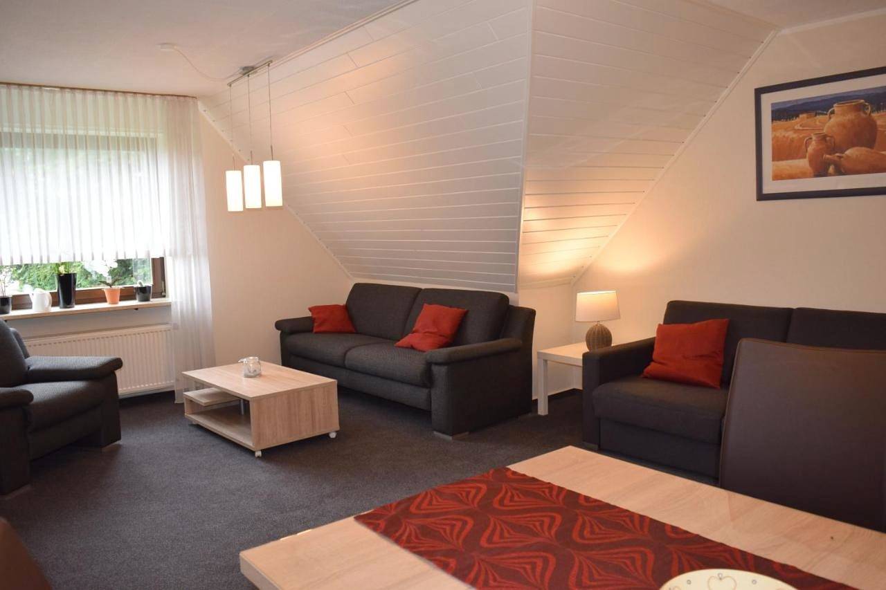 Ganze Wohnung, Apartment with Balcony in Bad Westernkotten, Erwitte