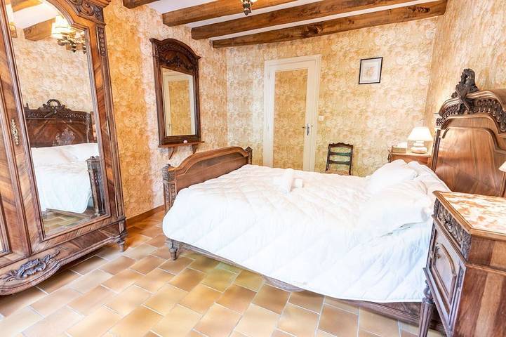 Time travel in Vouvray, Tours region