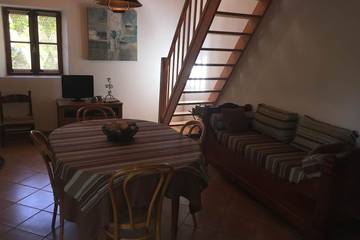 Gîte pour 4 Personnes dans Sartène, Corse-du-Sud, Photo 4