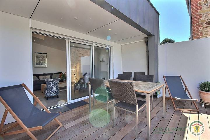 Gîte pour 6 personnes, avec terrasse et jardin à Pléneuf-Val-André - 2