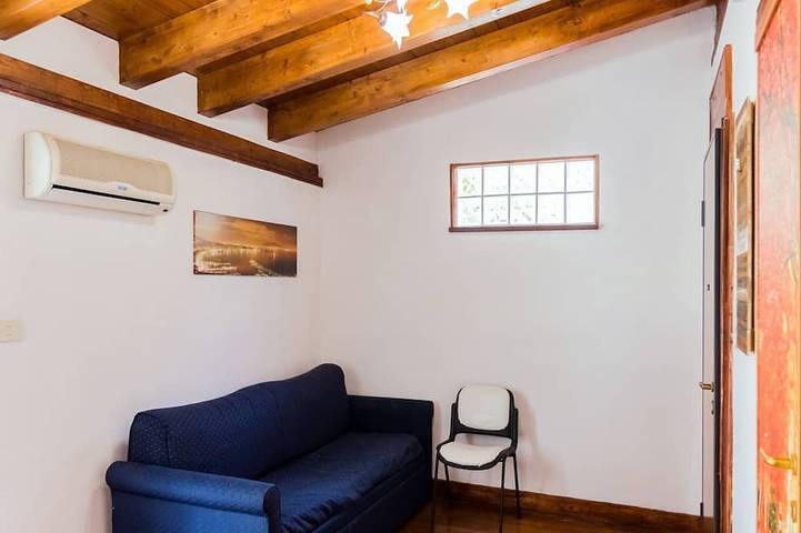 Bed and breakfast for 4 people, with garden in Rome