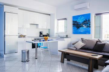 Gîte pour 3 personnes, avec vue et terrasse dans Kalyves