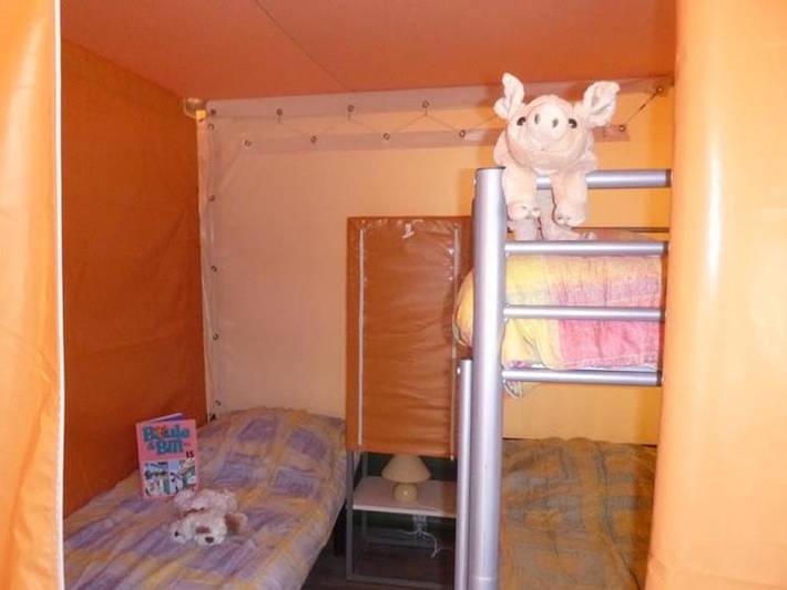 Tente pour 5 personnes, avec bassin pour enfant en Ardèche - 3