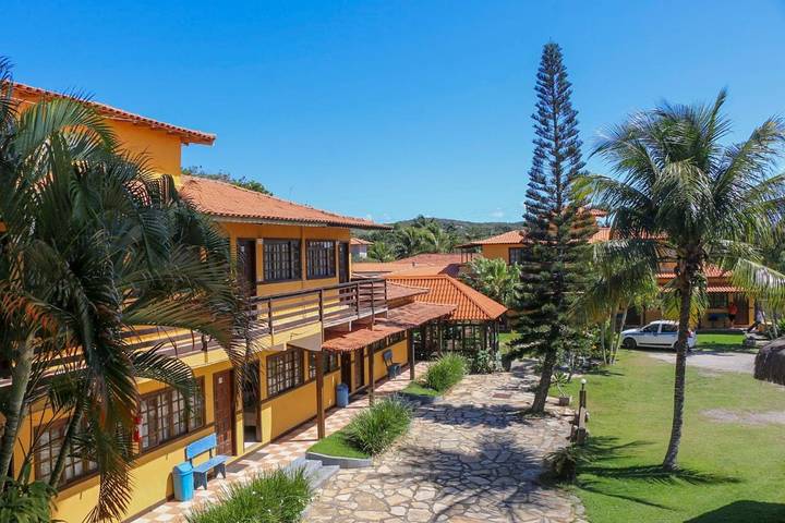 Pousadas para 4 pessoas, com vista e jardim em Praia da Ferradura