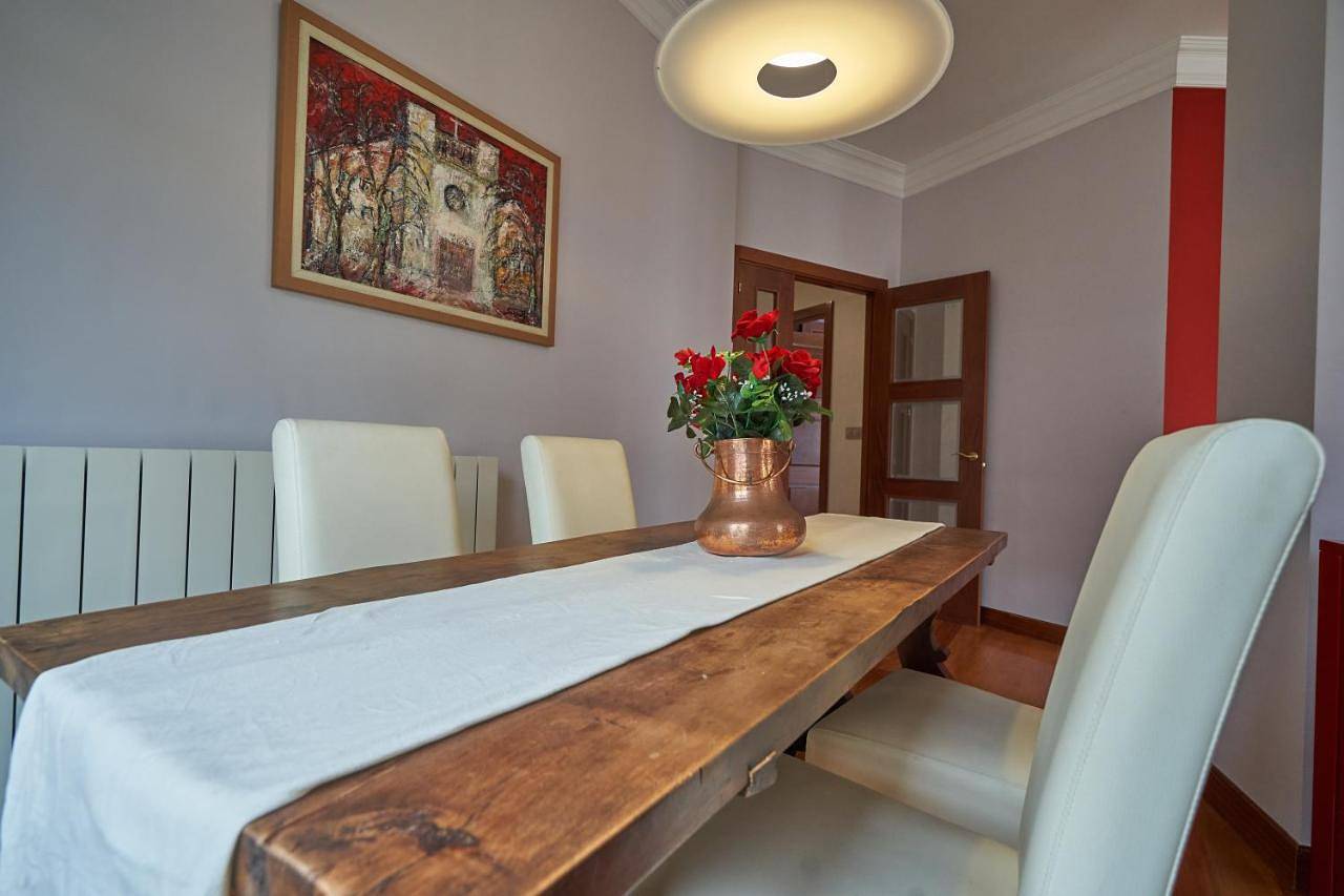 Entire apartment, Apartamento Bio Exclusivo con mirador en Bilbao y aparcamiento público gratuito in Bilbao, Bizkaia
