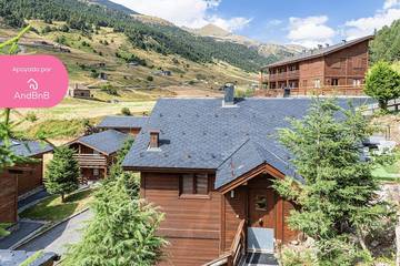 Gîte pour 4 personnes, avec jacuzzi et terrasse, animaux acceptés dans Incles