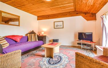 Holiday Apartment for 5 People in La Coquille, Périgord Vert, Photo 2