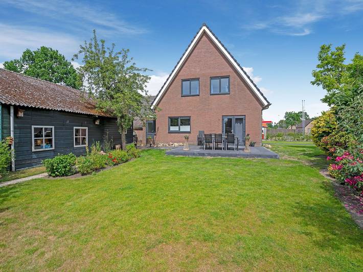 Vakantiehuis voor 10 personen, met Tuin in Lemele