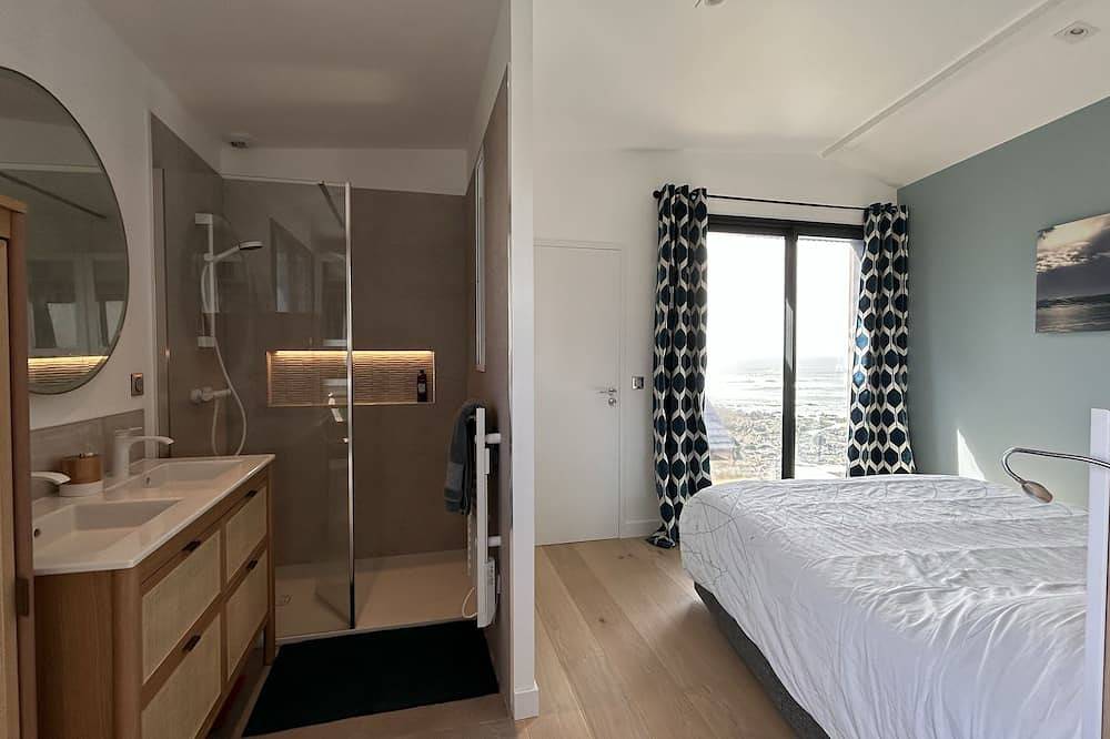 Maison Avec Vue Panoramique sur L'océan in Batz-sur-Mer, Côte d'Amour