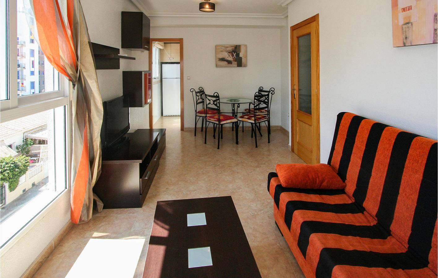 Appartement de vacances entier, Oasis en bord de mer : Parking, piscine et pêche ! in Las Calas, Torrevieja