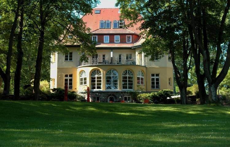 Apartmenthotel für 2 Personen, mit Terrasse und Garten sowie Sauna und Ausblick in Fürstenberg/Havel