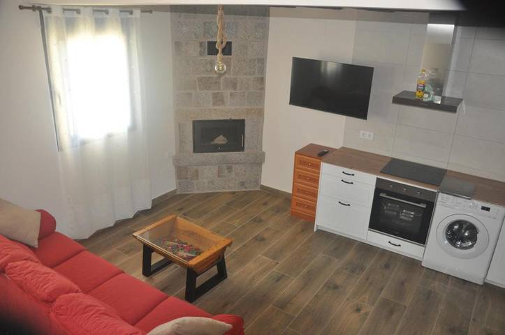 Casa rural para 10 personas, con vistas y terraza, Se admiten mascotas en Comarca de Ávila - 2