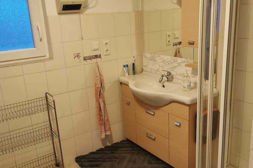 Ganze Wohnung, Ferienwohnung/App. für 2 Gäste mit 44m² in Unterwellenborn in Goßwitz/Bucha, Unterwellenborn