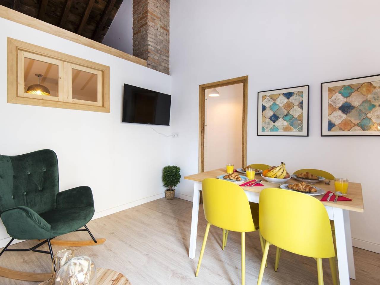 Entire holiday apartment, Apartment Málaga tour Museums, next to Plaza de la Merced in Malaga Centro Historico, Malaga