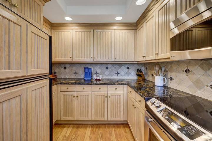 Bungalow para 3 personas, con jacuzzi además de piscina y sauna en Colorado