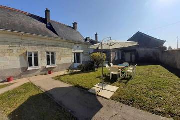 Gîte pour 6 personnes, avec jardin, animaux acceptés à Restigné