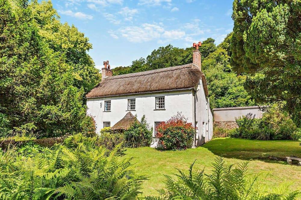4 Bed in Bideford (oc-hacot) in Hartland, Hartland Devon Heritage Coast