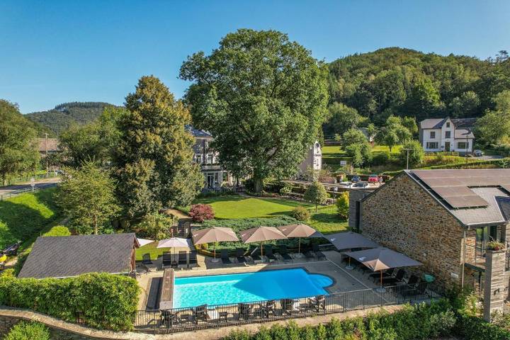 Hôtel pour 2 personnes, avec jardin et piscine, animaux acceptés