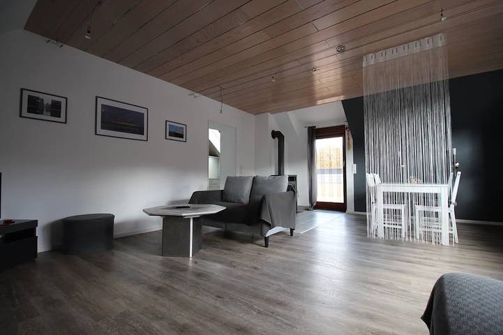 Apartamento inteiro, Cozy 2-room apartment in the southern Black Forest in Steinen, Floresta Negra do Sul