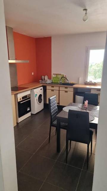 Gîte pour 6 personnes, avec terrasse et vue à Malemort-sur-Corrèze
