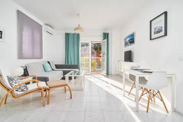 Apartahotel para 3 Personas en Nerja, Costa del Sol, Foto 2