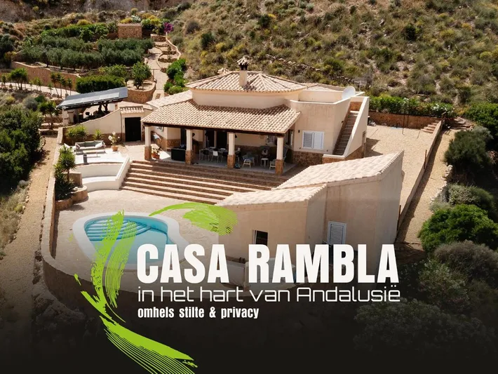 Chalet para 8 personas, con piscina además de vistas y jardín - 1